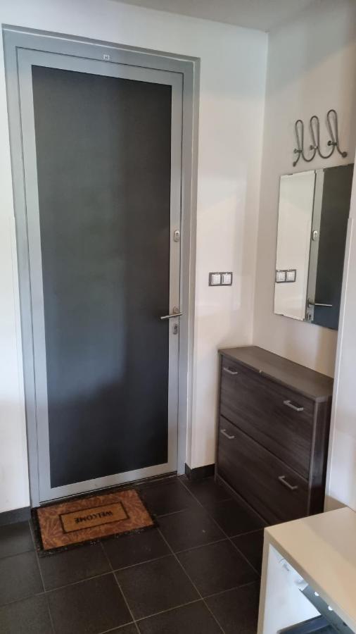 Apartman Rokytnice, Rokytno 20 โรกีนีซ นัด ยีเซอโร ภายนอก รูปภาพ
