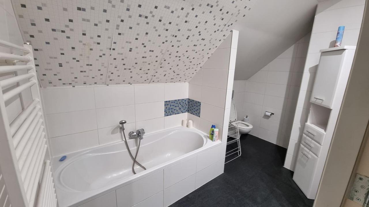 Apartman Rokytnice, Rokytno 20 โรกีนีซ นัด ยีเซอโร ภายนอก รูปภาพ